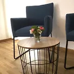 Gaestehaus Am Rebenhang 3* Меринг
