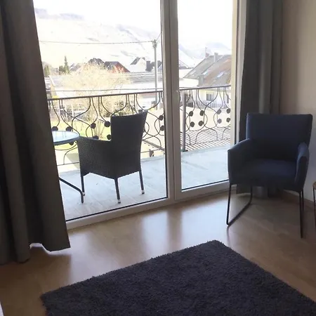 Gaestehaus Am Rebenhang *