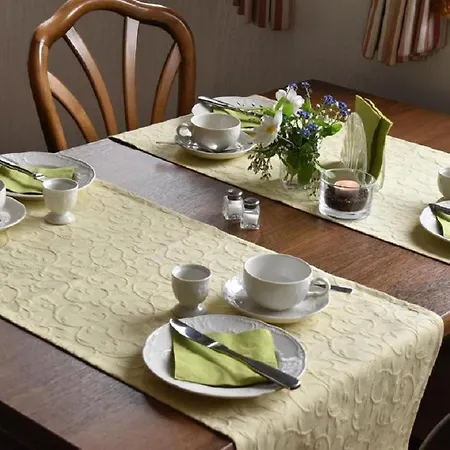 Guest house Gaestehaus Am Rebenhang Mehring (Rhineland-Palatinate)