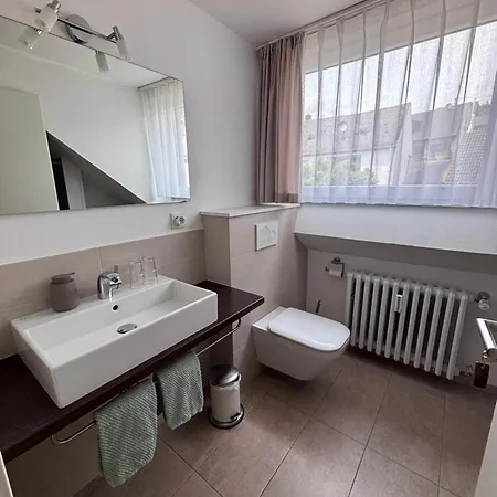 Gaestehaus Am Rebenhang 3*
